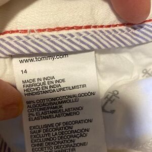 Tommy Hilfiger white denim rolled shorts size 14